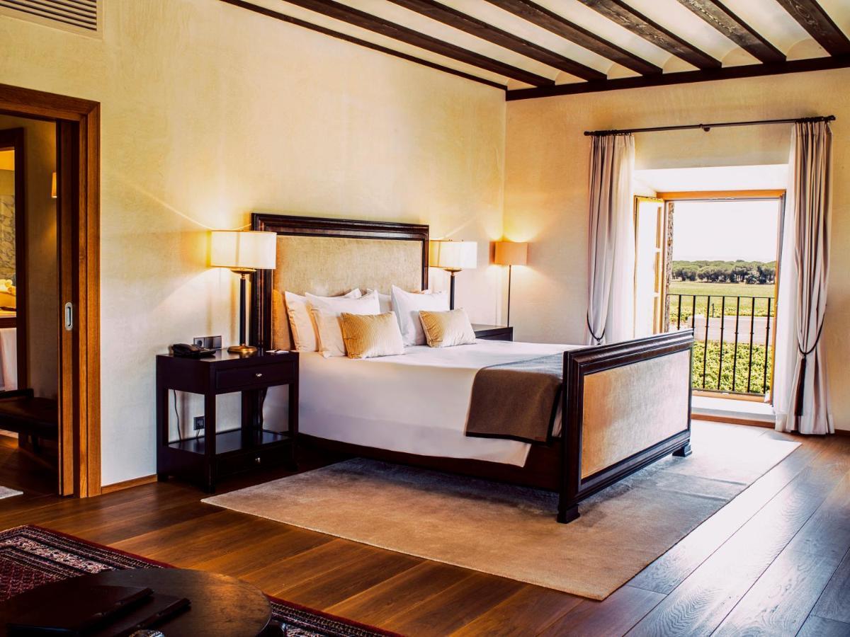 Abadia Retuerta Ledomaine Hotel 5*